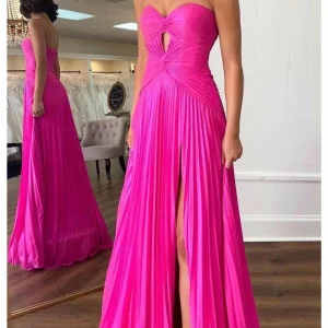 Custom a line princess sleeveless strapless prom dresses with pleats ruched